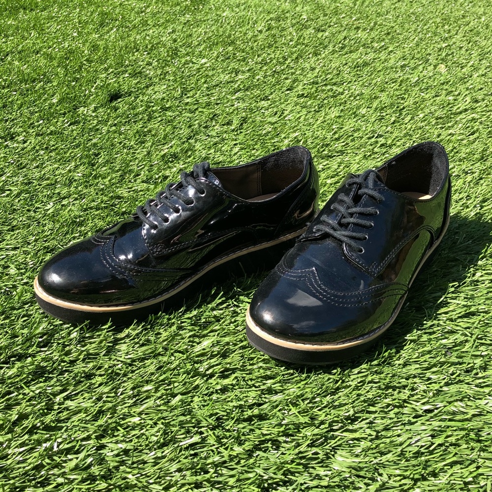 Black Shoes